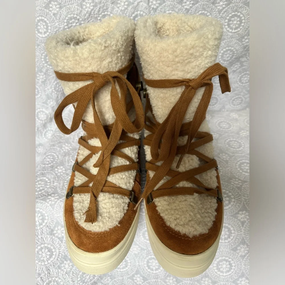 J/Slides Newbie Tan Suede Leather Faux Fur Platform Boot; Women’s 7.5; snowbunny